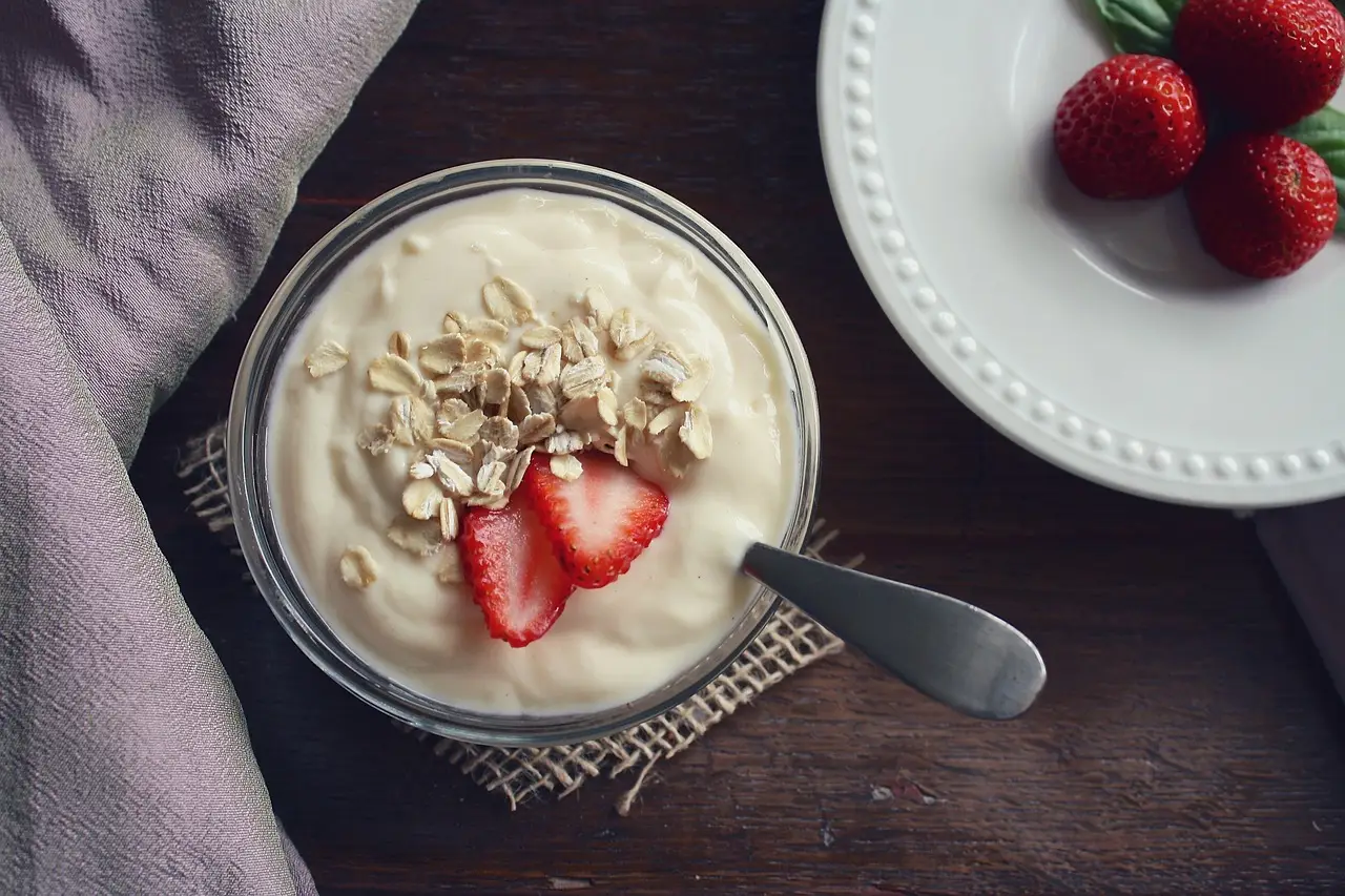 Come preparare una salsa yogurt light per grigliate di giugno: la ricetta smart dell’estate Come preparare una salsa yogurt light per grigliate di giugno: la ricetta smart dell’estate