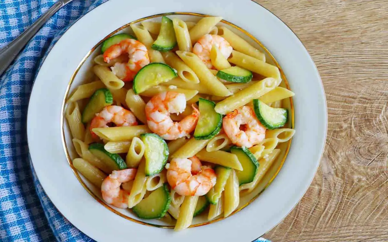 Scopri il trucco per una pasta fredda saporita anche senza cottura: la soluzione degli chef per giugno Scopri il trucco per una pasta fredda saporita anche senza cottura: la soluzione degli chef per giugno