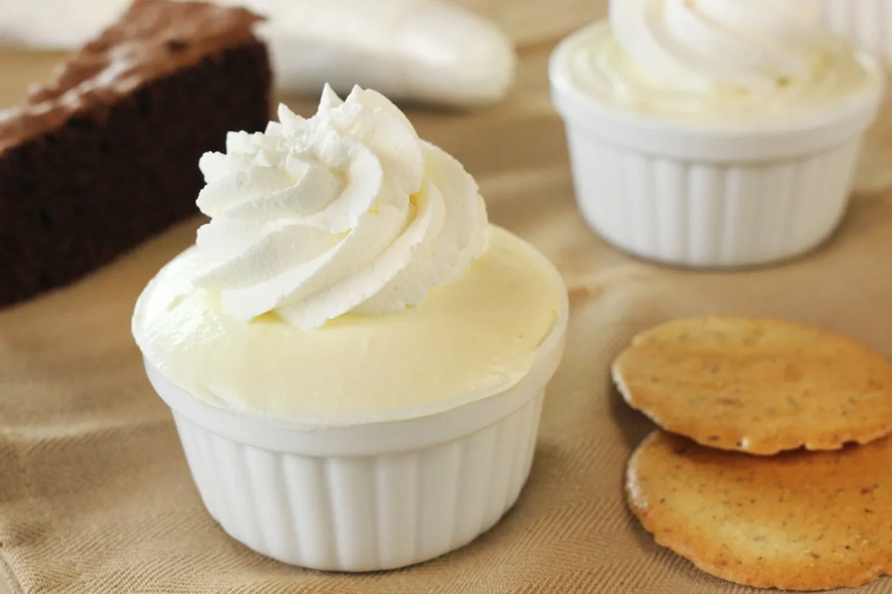 Voglia di dolce ma sei a dieta? Ecco la mousse leggera con solo 3 ingredienti Voglia di dolce ma sei a dieta? Ecco la mousse leggera con solo 3 ingredienti